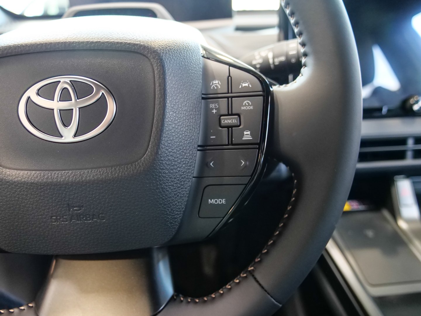 Foto 1 - Toyota bZ4X Touring Teamplayer 74,7kWh Matrix-LED, Magnetite grey